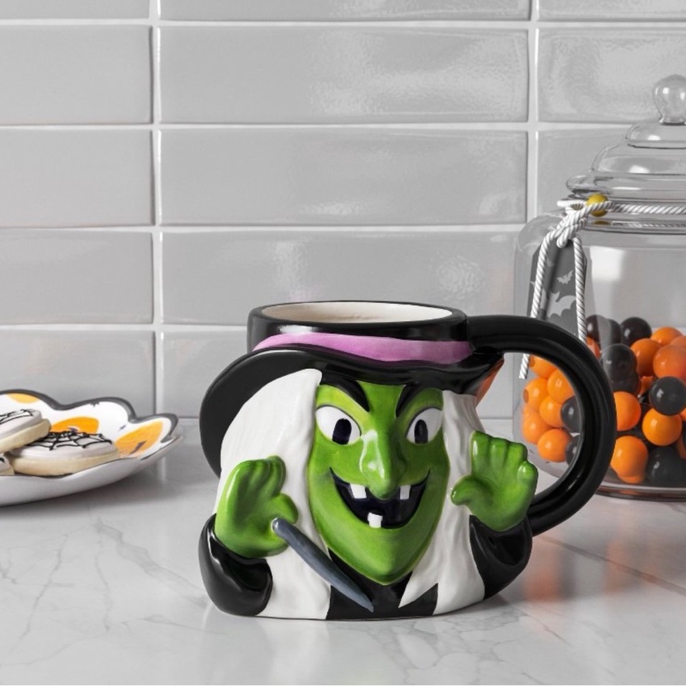 Green Witch Ceramic Mug - Picture 2 of 2
